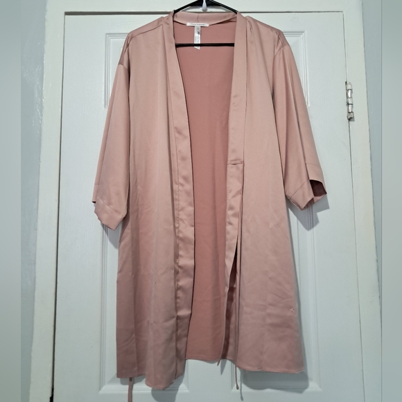 Flora Nikrooz robe medium/ large - Picture 6 of 6